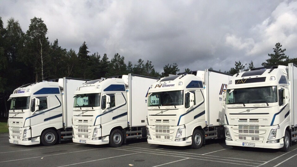 Agder Veitransport AS fikk lørdag overlevert fire av sine fem nye Volvo FH termobiler.