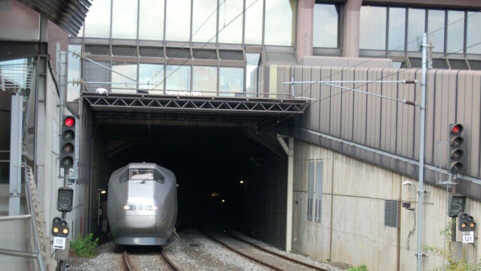 Både dagens jernbanetunnel under Oslo og T-banetunnelen sliter i dag med kapasitetsproblemer.