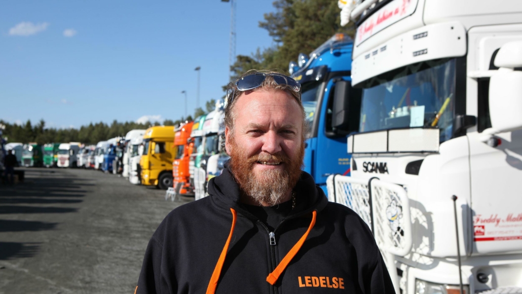 Sjåfør Morten Wessel er med på å arrangere Østfold Truckers Treff. Dette treffet er laget av sjåfører for sjåfører. (BILDEKARUSELL)