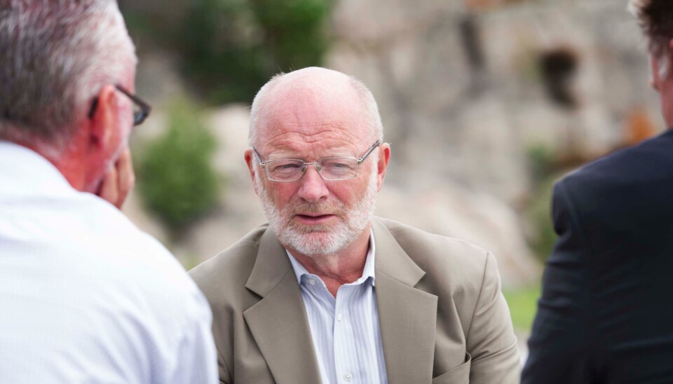 Modulvogntog-entusiast Erling Sæther tror allmenngjøring av sjåførtariff betyr at siste rest av norske utenlandstransporter forsvinner.