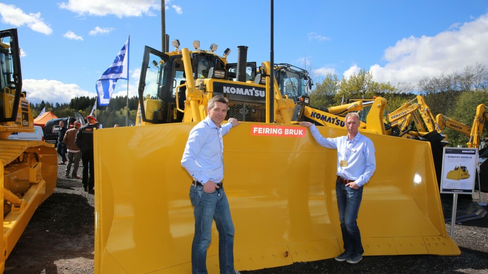 Ole Johnny Jenssen og Tom Erik Hammer melder om stor interesse for de nye dozerne, og også for det nye IMC-systemet.