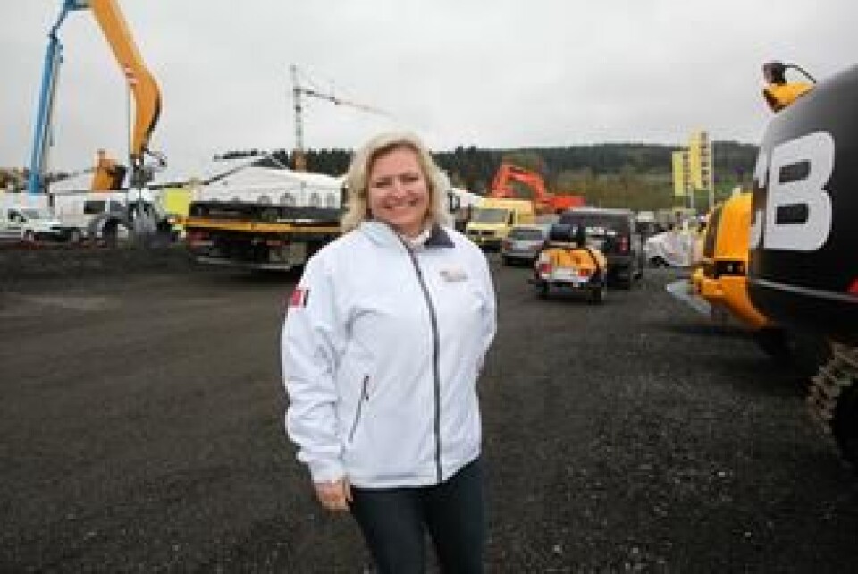 MGF-sjef og messegeneral Anita Hall virker å ha kontroll et snaut døgn før åpning av Vei og Anlegg.