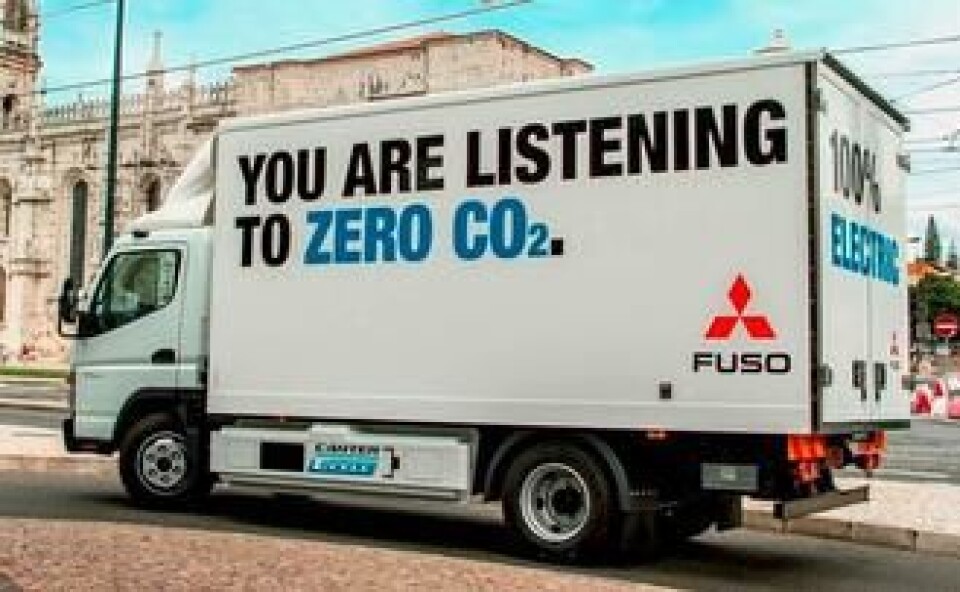 Den hel-elektriske Fuso E-Cell går nå i fullskalatester i Portugal og er etter alt å dømme produksjonsklar om kort tid. Bilen har en rekkevidde på rundt 100 km.