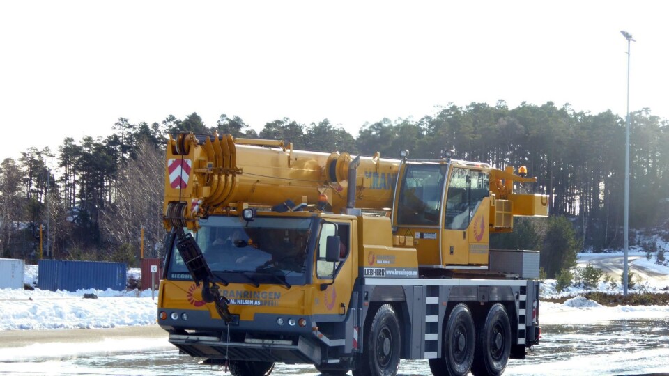 55-tonneren Liebherr LTM 1055 «på Holka» i Kristiansand.