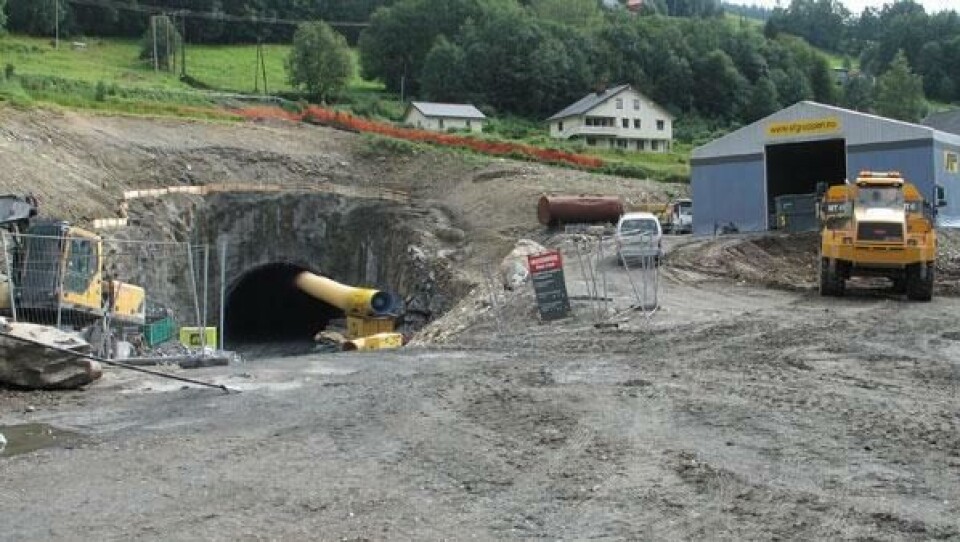 Den problematiske Øyertunnelen ble åpnet for vel to år siden. Dette bildet tok vi under byggingen i 2010.