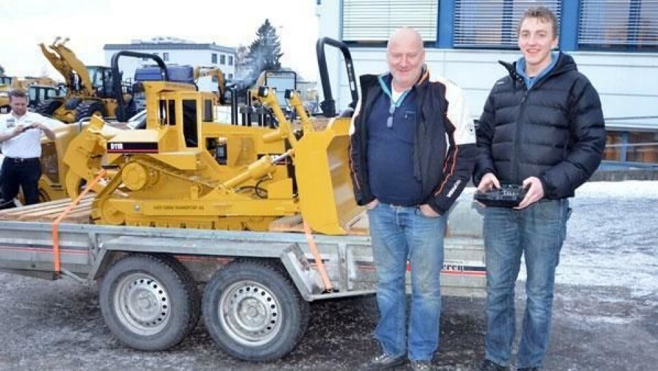 Iver Grini og sønnen Morten fikk julaften noen dager på forskudd.