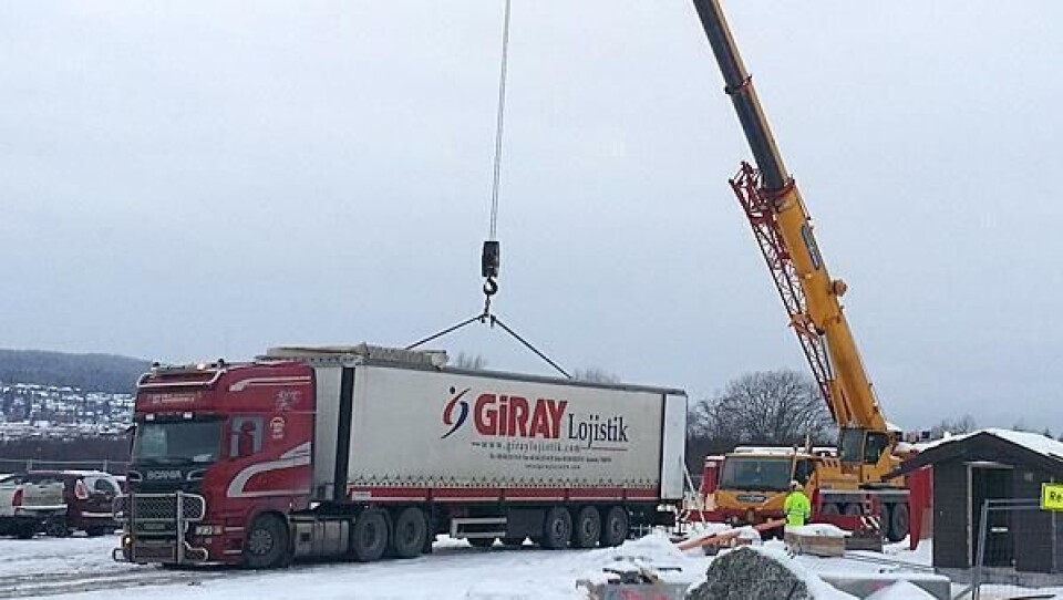 ENDELIG FRAMME: Her kommer lasten endelig fram vil prosjektet på riksvei 22.