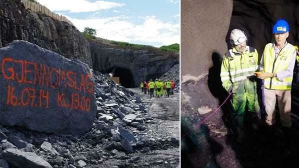 Jon Forr Toverud, som bor rett ved tunnelåpningen på Frya, fikk tatt en liten 'hevn' da han, sammen med sprengningsbas Olaus Nygjerdet i AF, fikk trykke på knappen og smelle av den siste dynamittsalva i Hundortunnelen.