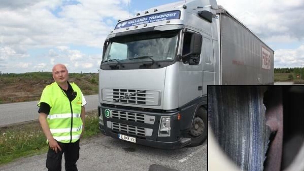 Kontrolleder Bjørn Uno Rogneby på Jessheim trafikkstasjon med en bulgarsk trekkbil som sårt trenger reparasjoner og som har bruksforbud til bremsene er i orden. Kontrolleder Bjørn Uno Rogneby på Jessheim trafikkstasjon med en bulgarsk trekkbil som sårt trenger reparasjoner og som har bruksforbud til bremsene er i orden.