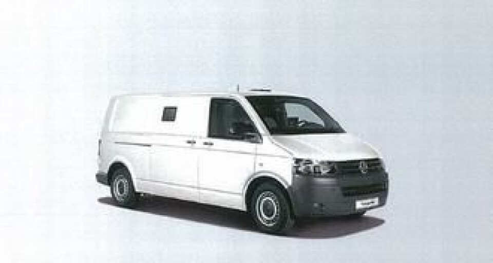 Denne 3,2-tonns VW Transporter er bygd for penge- og verditransport, men kan også leveres for andre sikkerhetstjenester. Bilen har innvendig pansring slik at de utvendige målene ikke endres.