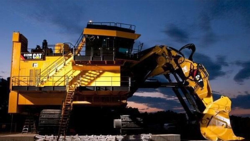 Slik ser den ut i solnedgang, Cat største hydrauliske graver Cat 6120B H FS.