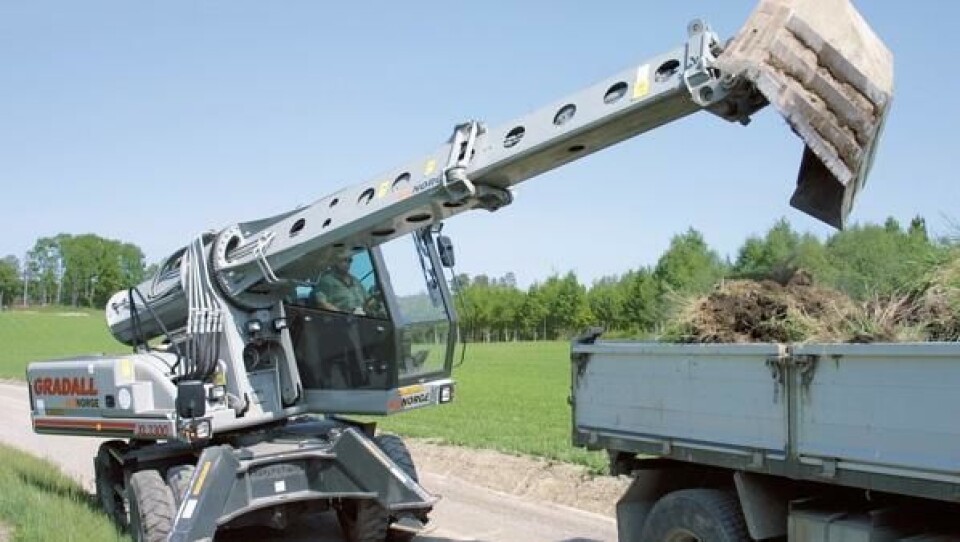 18-tonneren har rensket grøfter i Follo-regionen siden i slutten av mai, og en god dagsprestasjon ligger på ca. 1000 meter.