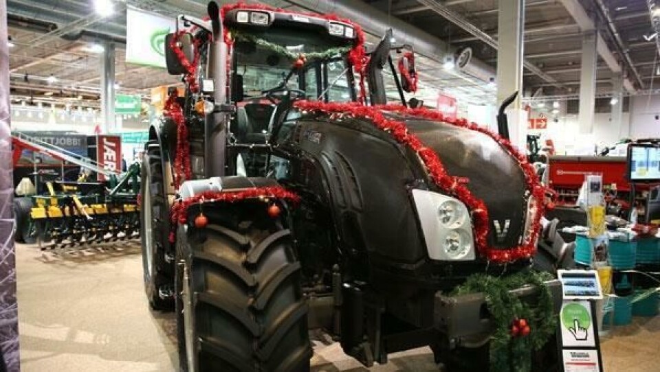 Valtra T203 Direct pyntet til jul.