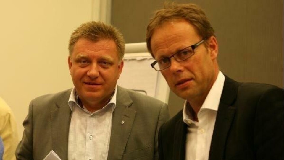 NLFs Geir A. Mo (t.v.) og Robert Aksnes håper de denne vinteren slipper å se vogntog strødd langs veiene.