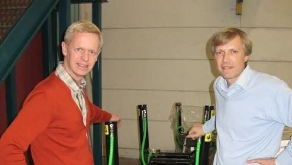 Johan Bergengren med ansvar for Norge og markedssjef Jan Berneryd hevder at Steelwrist er et aktivt selskap som vil bidra til at svenske produsenter fortsatt skal sette standarden for utvikling av tiltrotatorer i Europa.