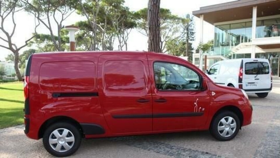Renault Kangoo ZE kommer i tre versjoner, kort og lang varebil (som på bildet) og som lang personbil.
