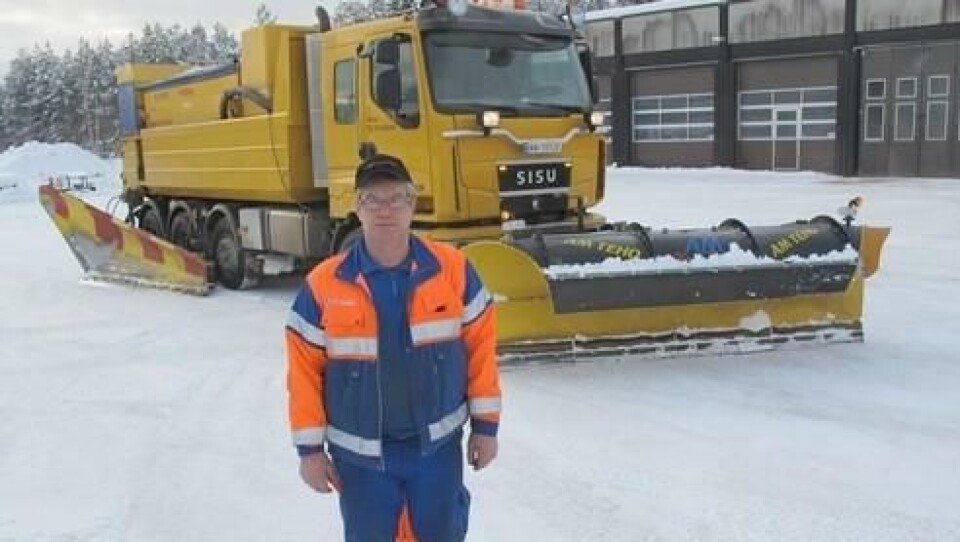 Lastebileier Svein Karlsmoen fra Tørberget i Trysil er godt fornøyd med den drøyt tre år gamle Sisu’en.