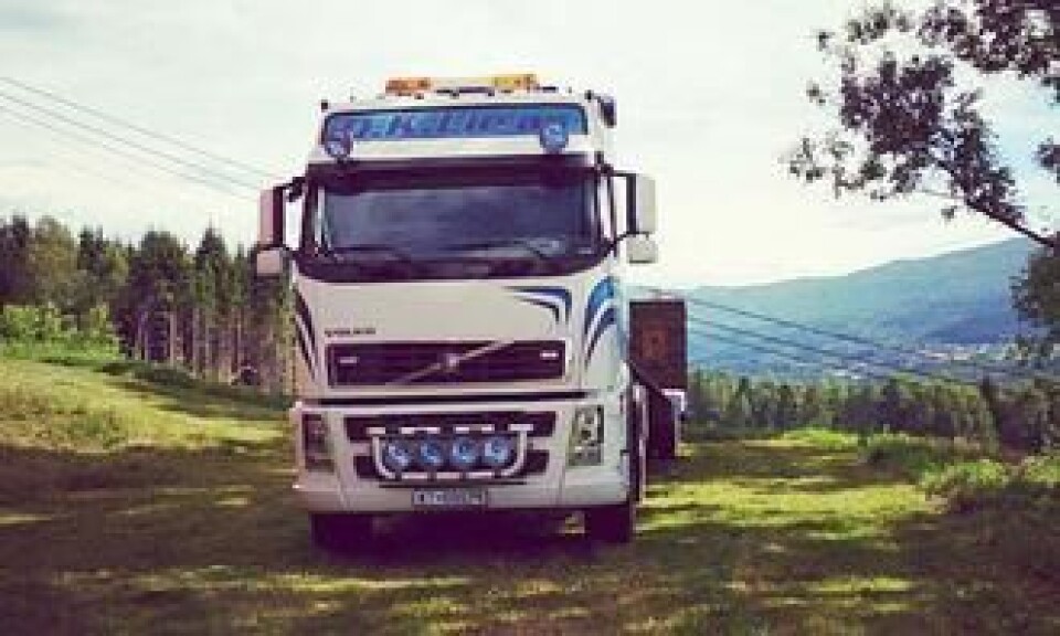 Fra haavardyttri: #Volvo # FH #trekkvogn #grom #natur #atno