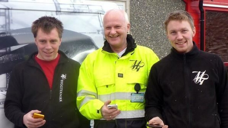 Johan Sigurd Røvik, Torstein Fjerdingen Iselvmo og Geir Johan Einang i MT-Byggteknikk AS er kunde nummer 400 som tar i bruk Smartdok til blant annet timeregistering.