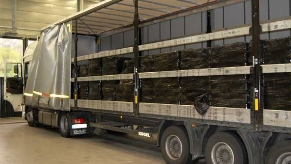 Semitrailer lastet med smuglervarer