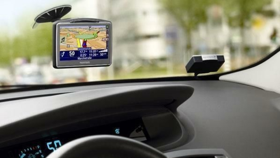 Navigasjonsleverandøren TomTom og Volkswagen skal samarbeide om teknologi for selvkjørende biler.
