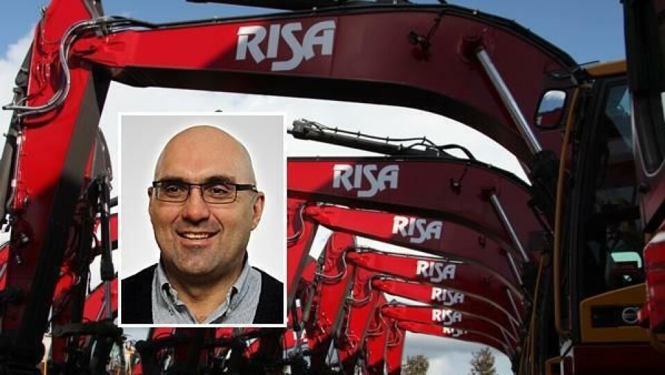 Risa-direktør Trond V. Tvedt mener at Statens vegvesen ikke trenger å gå igang med den ny kostbar anbudsrunde, men skrive kontrakt med Risa - etter å ha fått ettersendt manglende dokumentasjon.