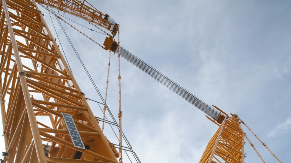 Vindkraft og kraner er blitt en viktig del av industrimiljøet i Verdal. Kranfører og Project Manager Heavy Lift, Miguel Einset, er fascinert av en jobb i enorme dimensjoner.