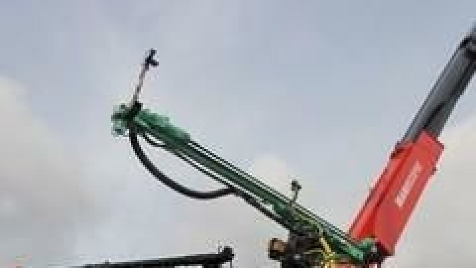 Nøkkeltrioen som har hatt det praktiske ansvaret for å utvikle Manitou som fjellsikringsmaskin. I midten Ørjan Olsen, Hetronic Norge AS, flankert av Frode Hillestad (t.v) og Olav Løver i Correct Maskin AS.