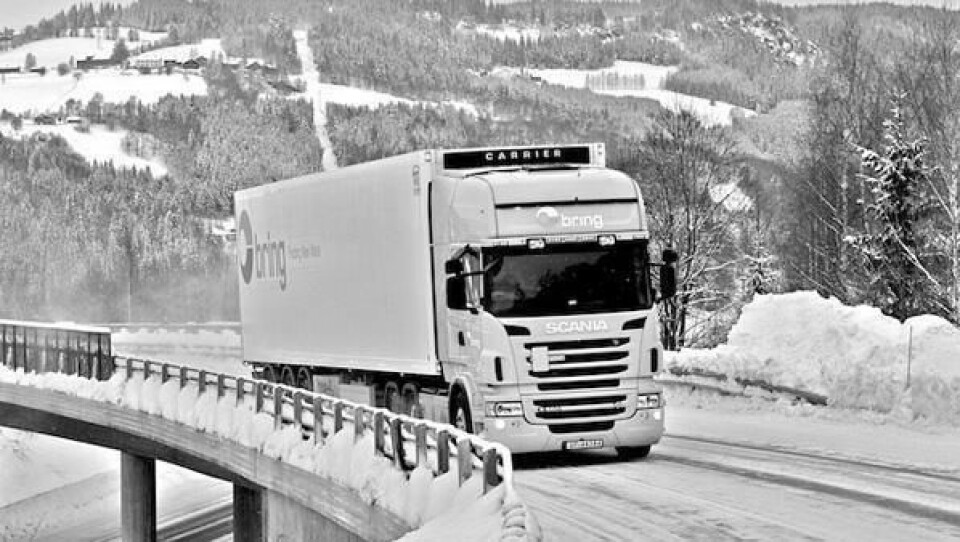 Posten skal frem, og Dekkmann skal levere tjenester som gjør at Posten har godt feste på veien til å klare å komme frem på forskjellig føre.