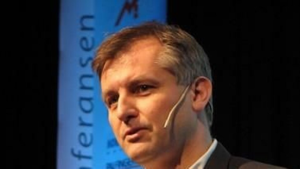Eivind Bøe, styreleder i Norsk Utleieforening, under åpningen av Utleiekonferansen 2011 på Gardermoen.