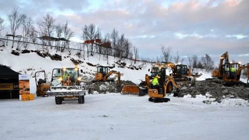 Pon demonstrerer maskiner i Tromsø