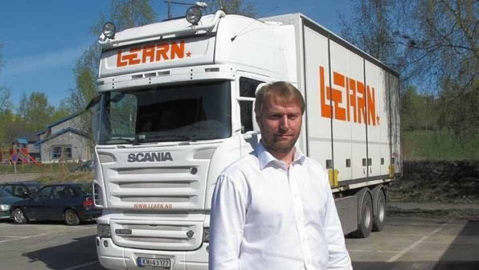 Henning Harsem, adm. direktør i trafikkskolen LEARN, minner om at det er avgjørende at yrkessjåfører tar etterutdanningen til rett tid.