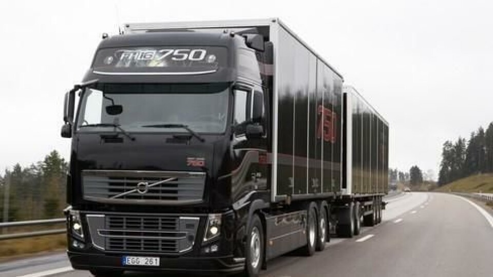 Volvo FH16 750 hadde verdenslansering på Transport 2011 på lillestrøm i september. Andre uke i november var det pressekjøring i Sverige, og A&T var selvfølgelig med.