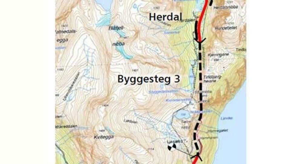 Tredje byggesteg omfatter ny Ljøtunnel på ca. 3 600 meter fra Herdal til Ljøen, ny ca. 440 meter lang rastunnel på Røyrfonna. I tillegg skal rasvollene fra Røyr til Herdal ferdigstilles. Kostnadsoverslag på tredje byggesteg er 470 mill. kroner.