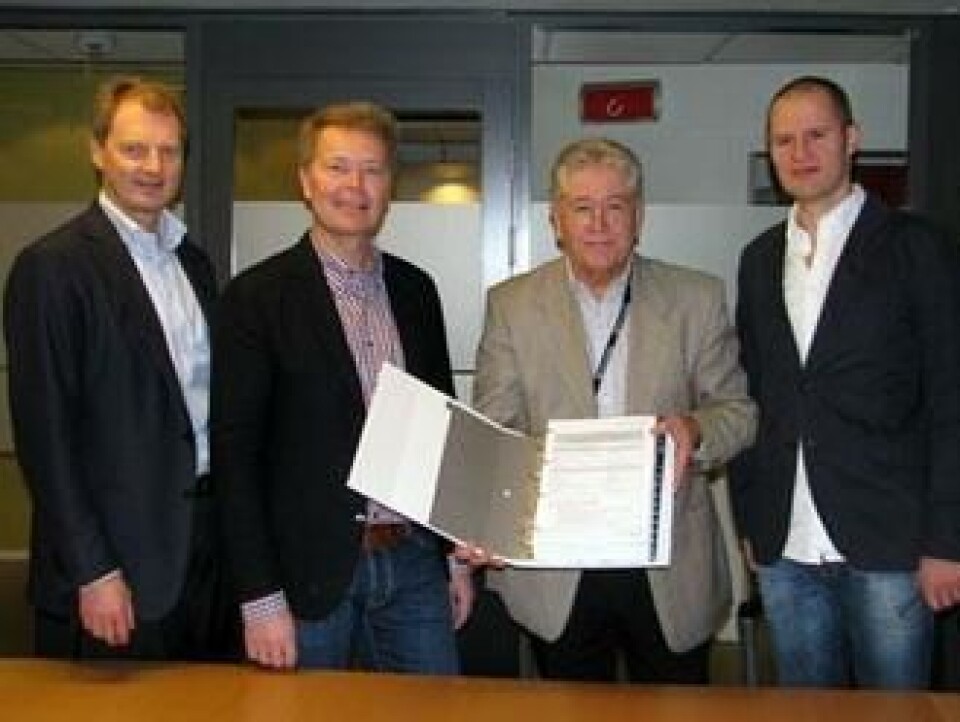 Øyvind Mork, administrerende direktør Asplan Viak, Christian Nørgaard Madsen, administrerende direktør Multiconsult, Frode Sjursen, administrerende direktør Forsvarsbygg, Ørjan Høyer-Farstad, daglig leder LPO arkitekter er alle fornøyde med avtalen som er inngått.