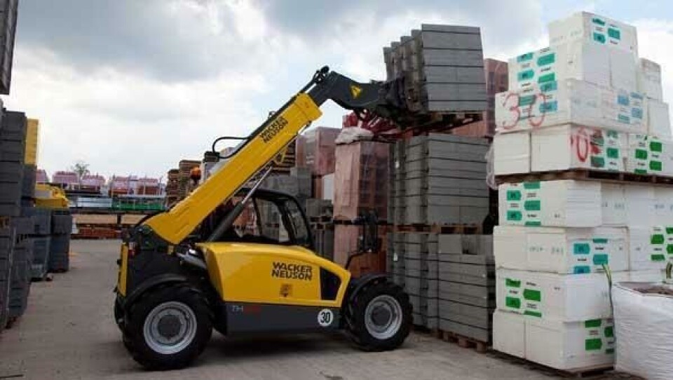 Telekoplasterserien TH522 veier 4,2 tonn og har en nyttelast på 2200 kg til 5,5 meter.