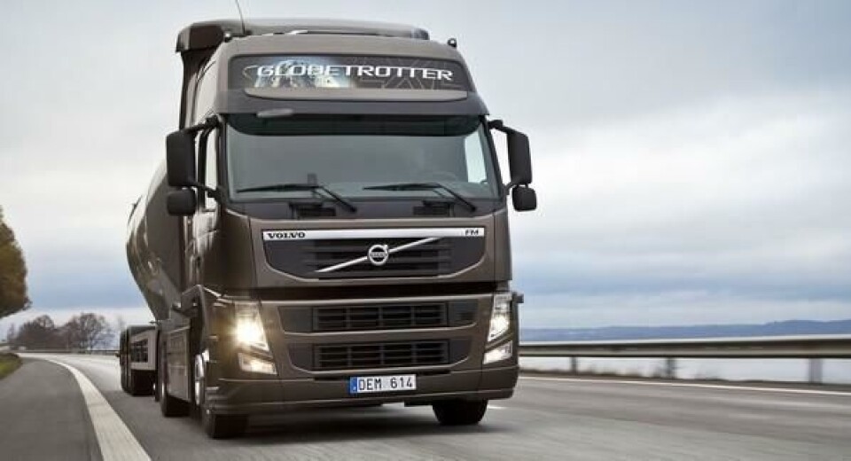 Volvo har i det siste satset sterkt på FM-serien, både med forbedringer av drivlinjen og nå med raffinering av eksteriør og interiør som betoner slektskapet med FH.