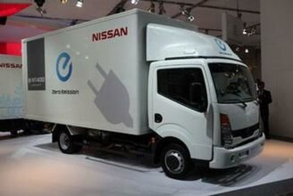 Konseptbilen e-NT400 er basert på Nissan Cabstar og benytter mye av teknologien fra Nissan Leaf.