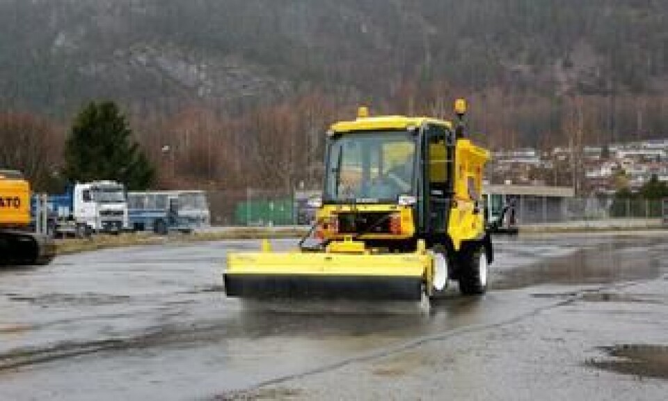 Kosteaggregatet er akkurat satt i gang på Multihog-maskinen.