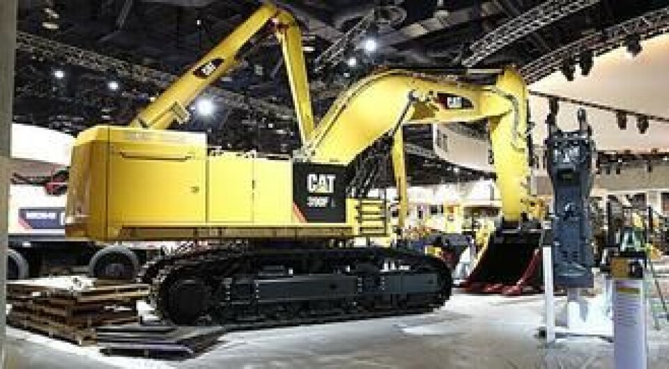 92-tonneren Cat 390F bruker sju prosent mindre drivstoff enn forgjengeren Cat 390F.