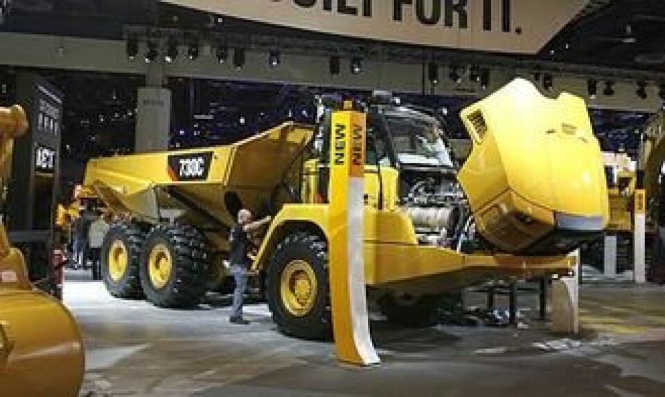 Den nye C-serien med rammestyrte dumpere består a 725C, 730C, og 730C EJ ejector. De to sistnevnte kommer med antispinnsystemer.