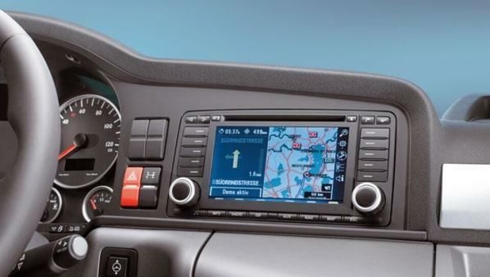 Sjåføren har lett tilgang til MAN TeleMatics via stor fargeskjerm på dashbordet.