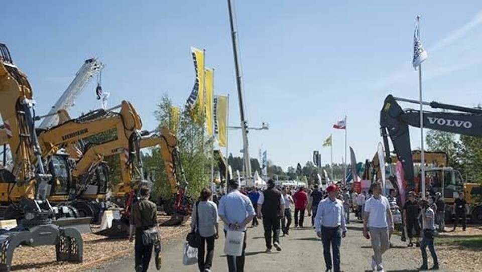 Mye folk på åpningsdagen av MaskinExpo i Stockholm.