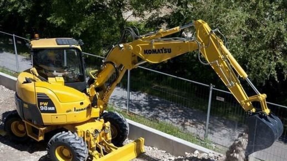 Den nye 9,8-tonns korthekkmaskinen har fått stormaskinenes sparesystem for drivstoff.