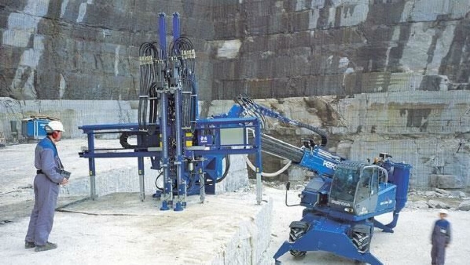 Perforas produktspekter dekker forskjellige typer hydrauliske borerigger, pneumatisk borerigger, hydrauliske aggregat, diamant vaiersager og verktøy til å splitte steinblokker.