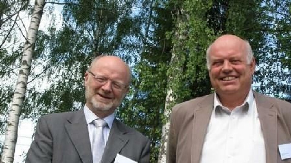 Erling Sæther (t.v.) og adm. direktør Tom Rune Nilsen i NHO Logistikk og Transport vil kabotasje og sosial dumping til livs.