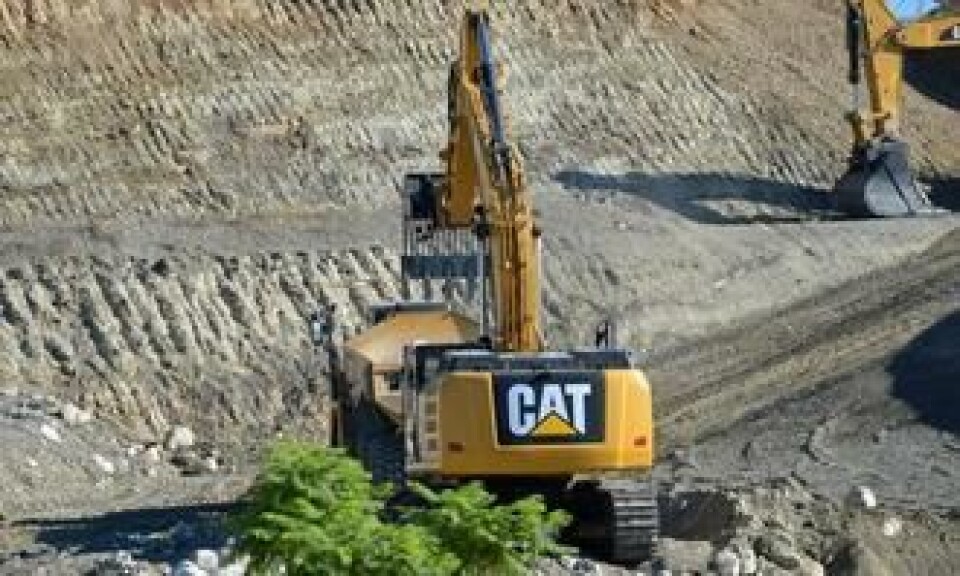 Cat 336FL Hybrid HDHW (42 tonn) gravemaskin.