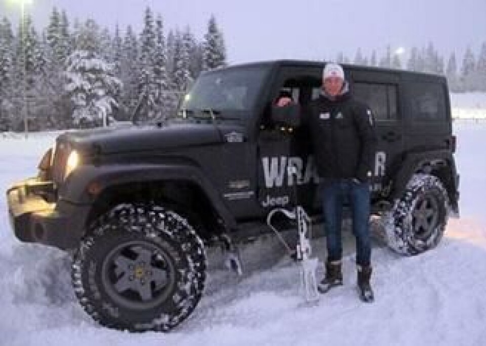 - Jeg er kjempefornøyd med min Jeep Wrangler, virkelig et råskinn på vinterføre og kjøreegenskapene er veldig gode. Skikkelig guttebil som får oppmerksomhet over alt, sier Tarjei Bø.