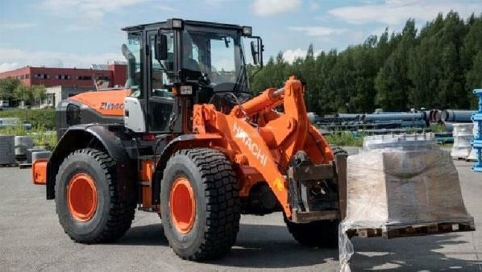 Nye Hitachi ZX140-5, her under test med pallegafler hos Oslo kommune ved vann og avløpsetaten, har skuffekapasitet på 1,5-2,1 m3.