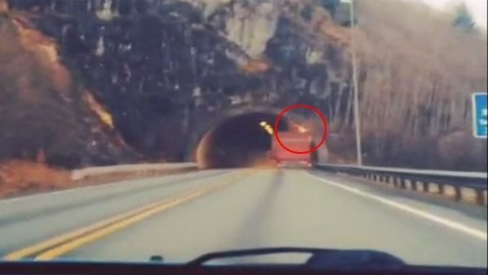 Her treffer hengeren tunneltaket